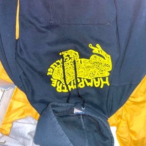 Hampshire Hoodie🔥